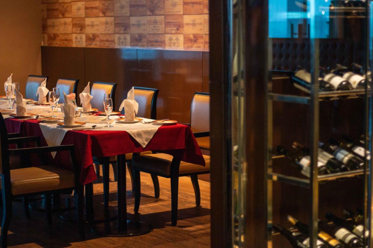 فندق هاتن ملاكا ملقا المظهر الخارجي الصورة Restaurant